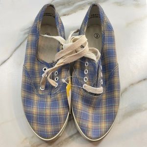 NWT Plaid girls shoes